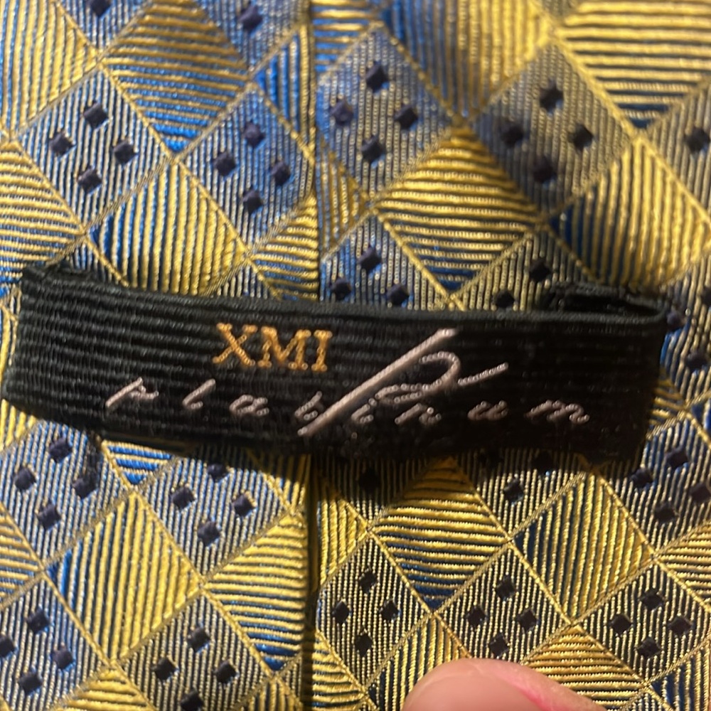 XMI - Picture 2 of 2